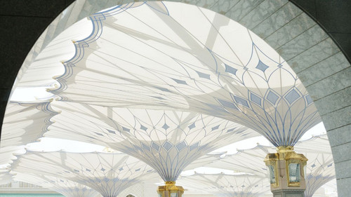 4 Star Umrah Package UK 2026  4 Star Deluxe Umrah Packages  Haram Travel..jpg