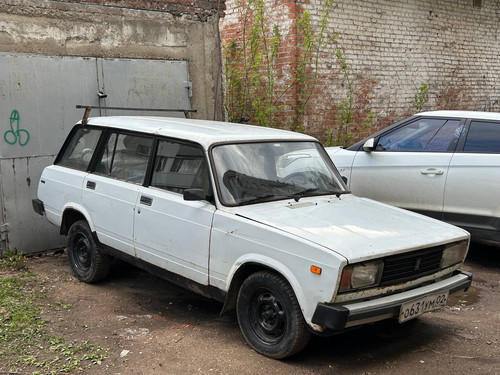 5c5ada304972.jpg