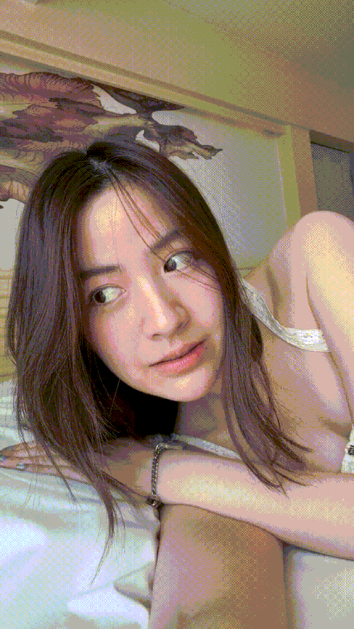 Surqueen 060626.gif