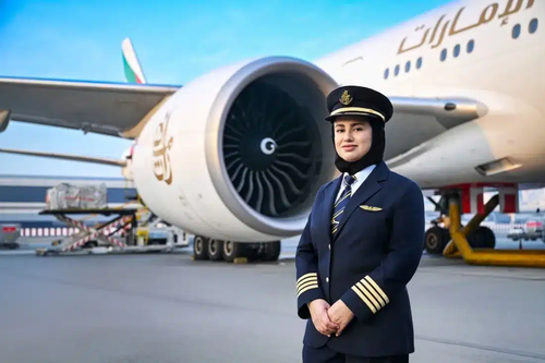 Emirati Women Pilots Make History with Emirates Flight.png