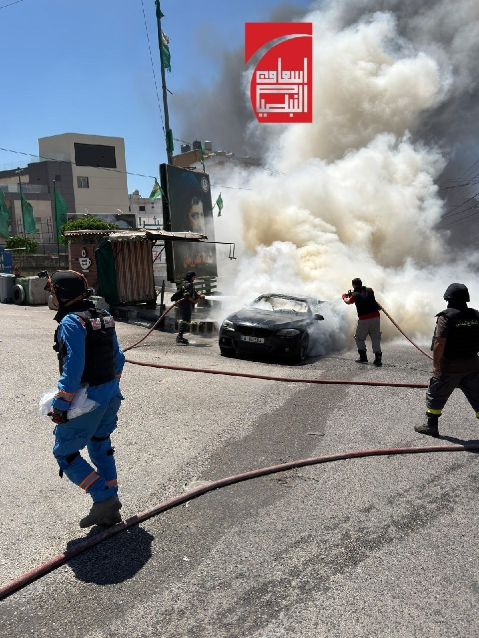 صورة| طائرة مسيّرة إسرائيلية تستهدف سيارة في بلدة كفر رمان قضاء النبطية جنوب لبنان...