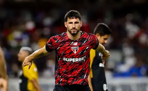 São Paulo em Alerta: Nove Jogadores com Contrato Prestes a Expirar