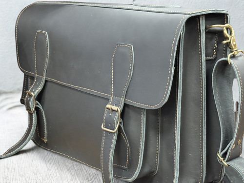 kloof signal hill satchel 1.jpg