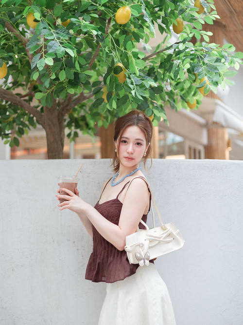 memibae 38764765957e4eb2992278e64e2c4383.jpg