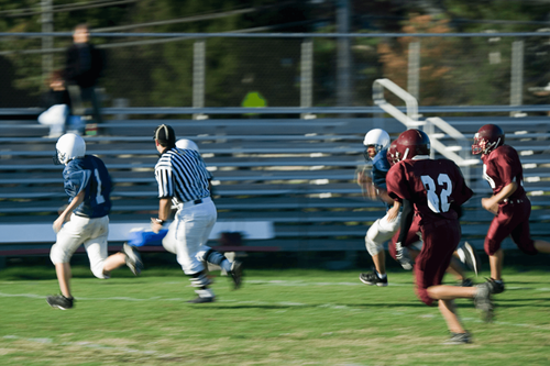 footballs performing an american.2