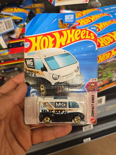 56651daece30.jpg