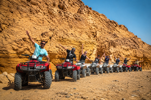 Folklore show and BBQ buffet in Bedouin village