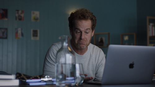 I.May.Destroy.You.S01.1080p.AMZN.WEB DL.DDP5.1.H.264 FLUX 02.png