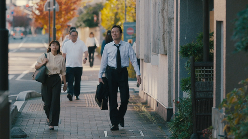 Themiss.Uncertain.Court.S01.1080p.AMZN.WEB DL.DDP2.0.H.264 SCOPE 06.png