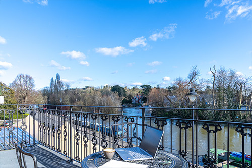 Boutique Hotel Near River Thames UNO Thames Hotel.jpg