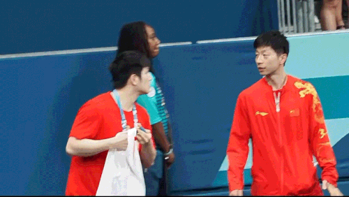 1202586016.gif