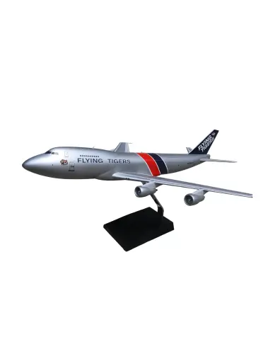 Model Airplanes for Collectors, Hobbyists and Aviation Enthusiasts.webp