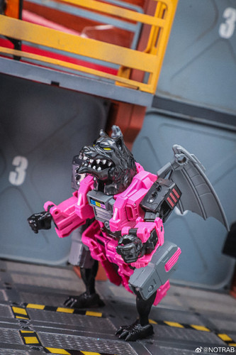 Age Of The Primes Fangry 06b.jpg