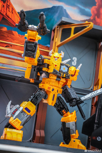 Age Of The Primes Herald Of Unicron 05.jpg