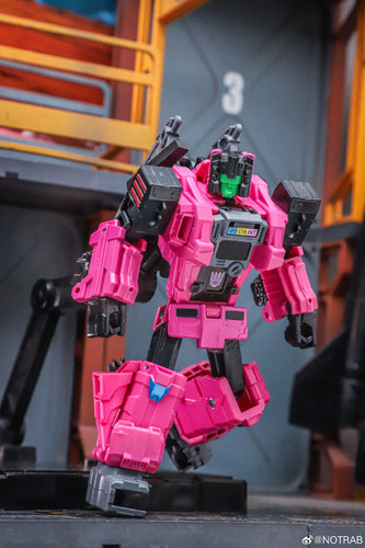 Age Of The Primes Fangry 04.jpg
