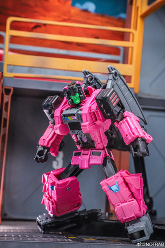 Age Of The Primes Fangry 05.jpg