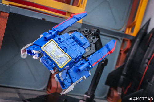 Studio Series Transformers One Deluxe Soundwave 09.jpg