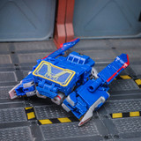 Studio Series Transformers One Deluxe Soundwave 08