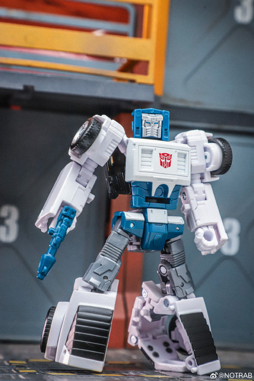 Age Of The Primes Tailgate 01.jpg