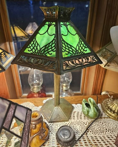 antique lighting collections 6a06cf1d55169 700.jpg