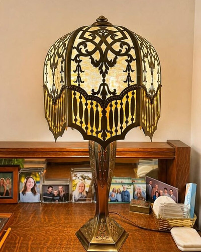 antique lighting collections 6a06dbe172604 700.jpg