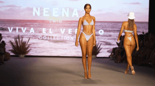 AISelect 20260805 153617 YouTube.gif