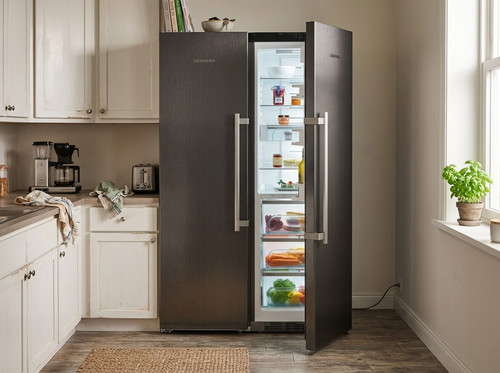 Product in modern apartment kitchen 202608051002.jpg
