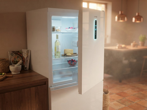 Product photo with glowing display 202608051037.jpg