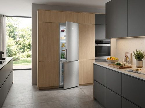 Installing product in modern room 202608051007.jpg