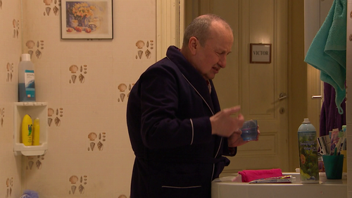 De.Kotmadam.S24.1080p.WEB DL.AAC2.0.H.264 TRIPEL 05.png