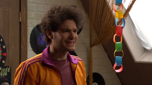 De.Kotmadam.S25.1080p.WEB DL.AAC2.0.H.264 TRIPEL 05.png