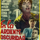 13 en la ardiente oscuridad