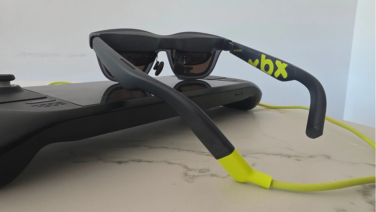 Xbx A01 By Xreal Ar Glasses Review