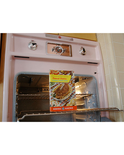 time capsule kitchen 60s nathan chandler furniture 9 bordered.jpg