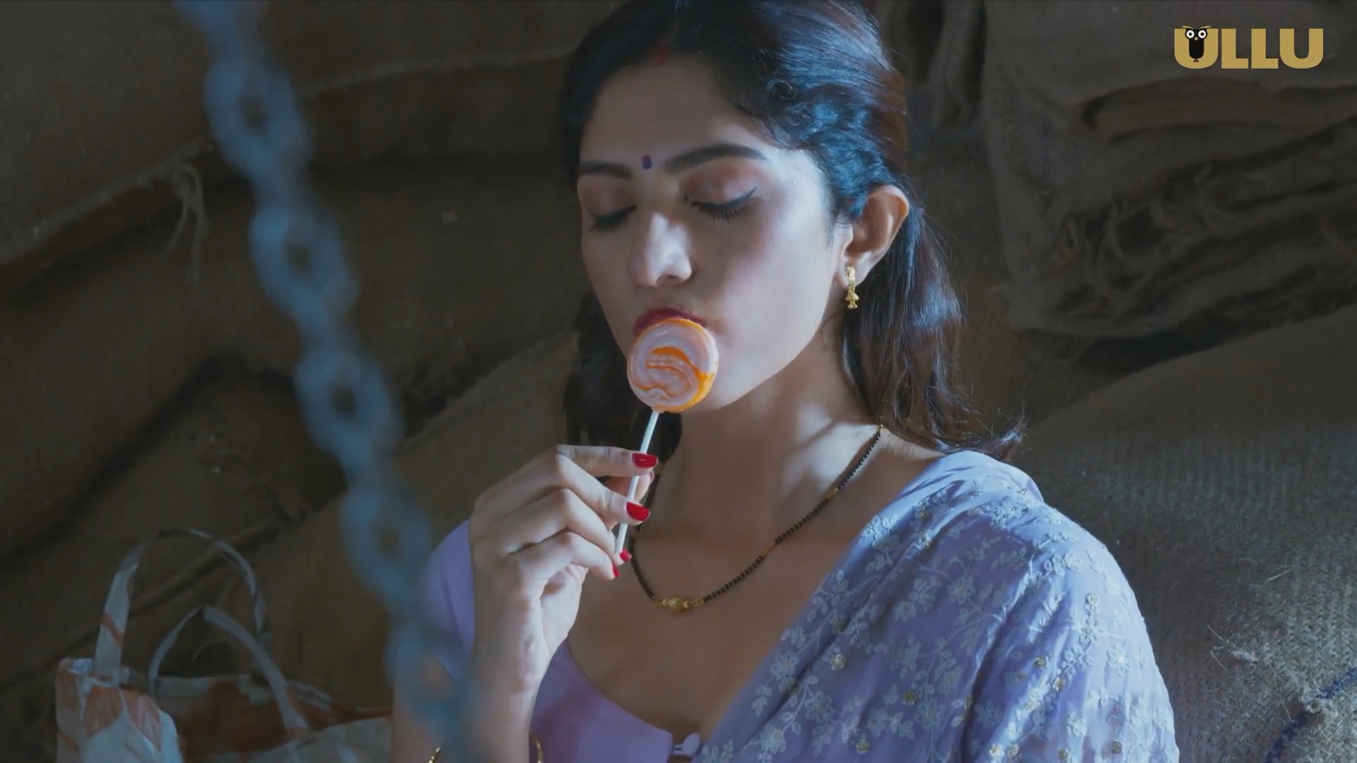 MasTram Part 1 (2020) S01 Ullu Originals Hindi Web Series 1080p WEB DL 2.2GB(1Filmy4Wap.Cloud).mkv s