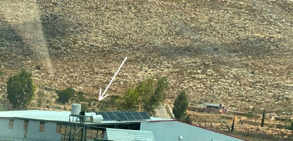 صورة| مستوطنون يقتحمون سهل مرج سيع شمال شرق رام الله، ويعمدون إلى تفكيك خزانات مياه تعود للمزارعين والعبث بممتلكاتهم، بالتزامن مع تحركات استفزازية قرب...