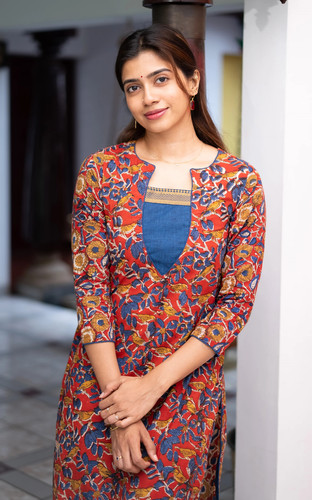 Explore Trendy Instore Kurtis Online & Ethnic Wear for Women.jpg