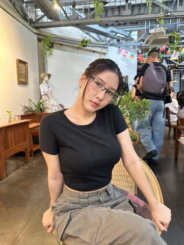 ไม่อยากตบยุง แต่อยากต่อยมากกว่า กลางหน้าผาก🦟.jpg