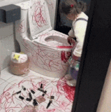 杜蕾斯广告.gif