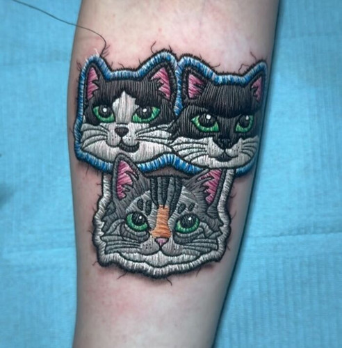 698ee1ff40ace this tattoo artist stitches tattoos onto skin and they look incredibly real 30 new pic.jpg