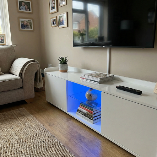White Gloss TV Unit Brightens Our Lounge.png
