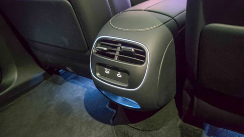 Rear Aircon Controls With 2 USB - SMART #5 Premium.jpg