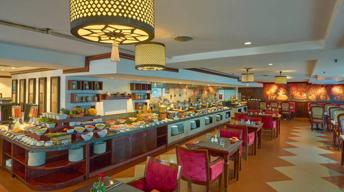 culinary journeys 5 start hotel resto.jpg
