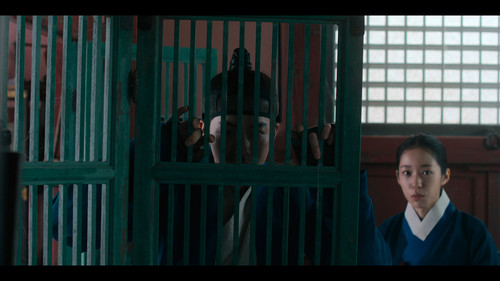 The.East.Palace.S01E01.Episode.1.2160p.NF.WEB DL.DDP.5.1.Atmos.H.265 CHDWEB.mkv snapshot 21.35.652.jpg