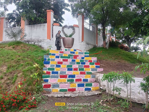 5bd1613444c0.jpg