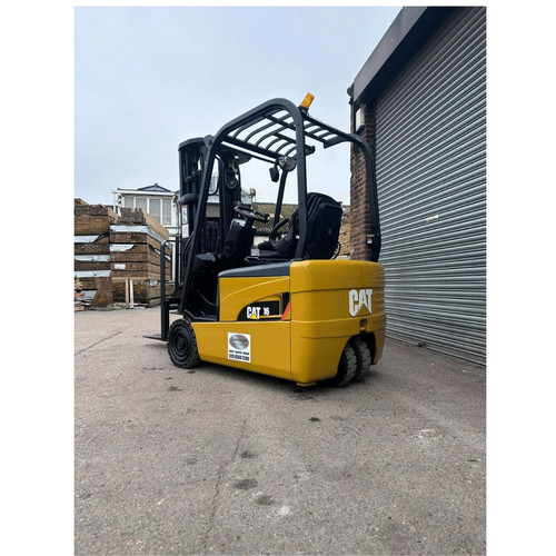 Forklift Hire London | Trusted & Reliable.jpg