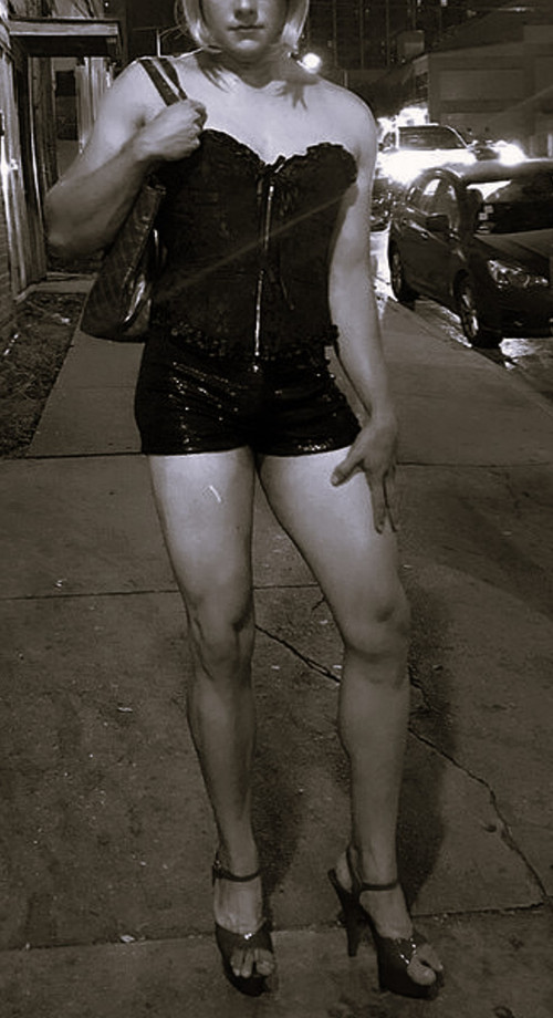 1673609105 boombo biz p sissy prostitute erotika 2.jpg