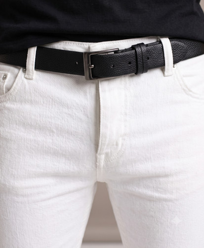 White Close.jpg