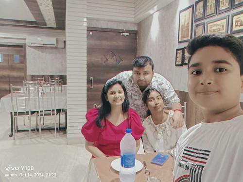 4ae189c6a13b.jpg