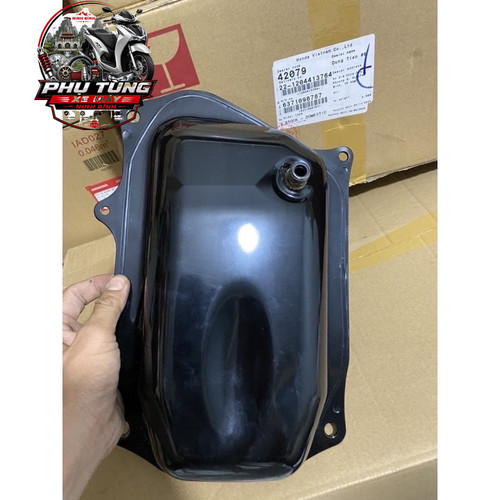 Bình Xăng Click 110 Honda ( 17510KVB930 ) 1 3 logo.jpg